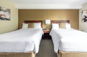 Standard Room, 2 Double Beds