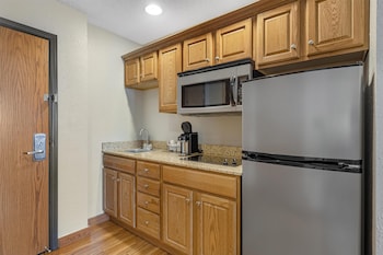 Standard Room, 2 Queen Beds, Non Smoking, Kitchenette