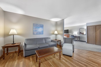 Suite, 1 King Bed, Non Smoking, Jetted Tub