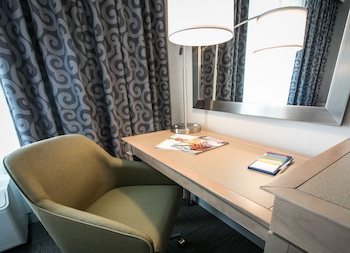 Room, 2 Queen Beds, Accessible, Non Smoking (hearing acc)