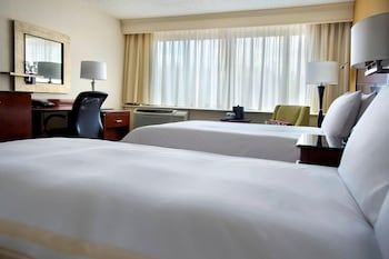 Room, 2 Double Beds, Corner