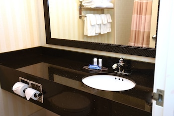 Room, 2 Queen Beds, Accessible, Non Smoking (Mobility, Bathtub W/grab Bars)