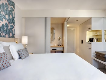 Deluxe Room, 2 Twin Beds