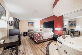 Superior Room, 1 King Bed, Non Smoking, Jetted Tub