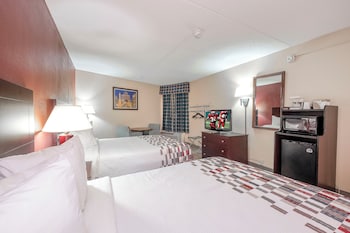 Deluxe Room, 2 Queen Beds, Accessible, Non Smoking (Roll In Shower)