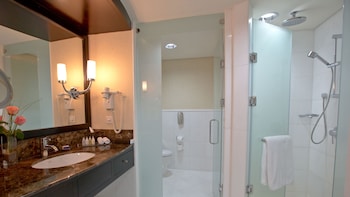 Classic Room, 2 Twin Beds, Club Lounge Access, Garden View