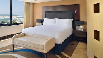 Suite, 1 Bedroom, Garden View