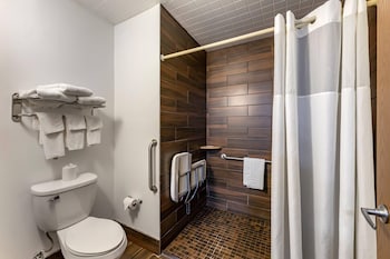 Room, 2 Queen Beds, Accessible, Non Smoking
