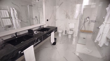 Terrace Junior Suite