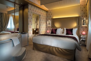 Deluxe Suite, 1 King Bed (Canal View)