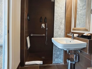 Superior Single Room, City View