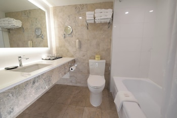 Club Room, 2 Queen Beds