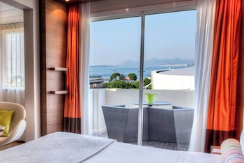 Room, 2 Twin Beds, Balcony, Partial Sea View (Balcony)