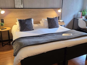 Standard Room, Multiple Beds