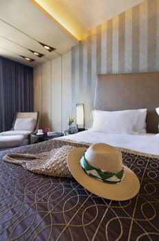 Deluxe Room, Bay View
