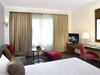 Superior Room, 1 King Bed with Sofa bed