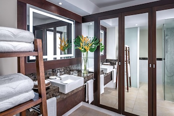 Ocean Deluxe Twin Room
