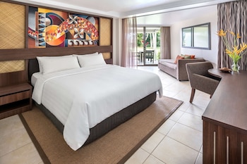 Deluxe Room (Yanuca Lagoon Grand)