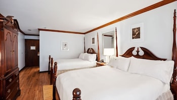 Traditional Room, 2 Queen Beds