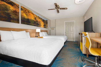 Standard Room, 2 Queen Beds, Accessible