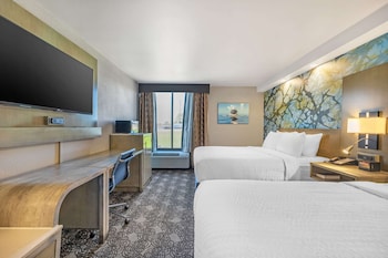 Standard Room, 2 Queen Beds, Non Smoking