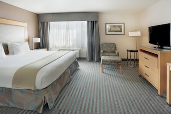 Standard Room, 1 King Bed