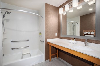Standard Room, 1 Double Bed, Accessible (Communications)