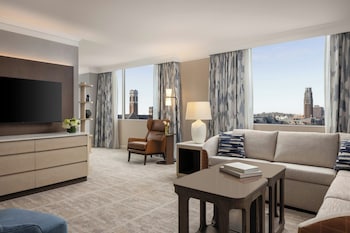 Suite (Vanderbilt Suite)