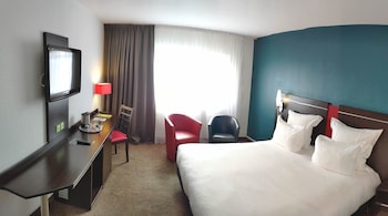 Classic Room, 1 King Bed (King)