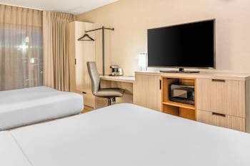 Room, 2 Queen Beds, Non Smoking