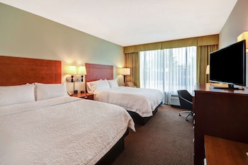 Room, 2 Queen Beds, Refrigerator & Microwave