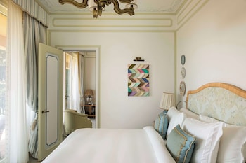 Suite (Prestige)
