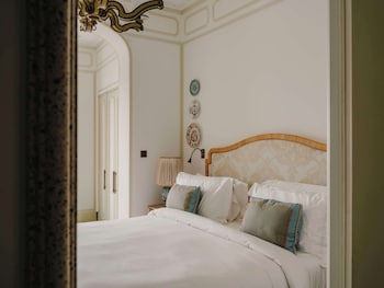 Suite (Riviera)