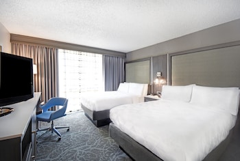 Standard Room, 2 Double Beds, Accessible (Mobility)