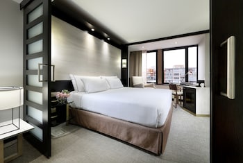 The Level Junior Suite (2 Adults + 2 Children)