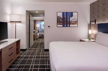 Room, Multiple Beds, Accessible, Bathtub