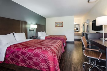 Standard Room, 2 Double Beds, Non Smoking