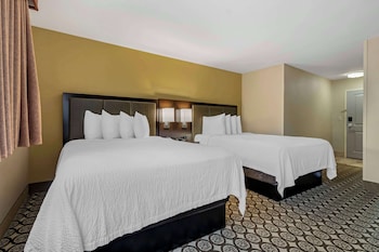 Standard Room, 2 Double Beds, Refrigerator & Microwave (Cozy Room)