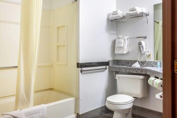 Room, 2 Queen Beds, Accessible, Non Smoking
