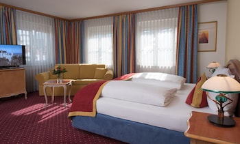 Family Room (4 Persons)