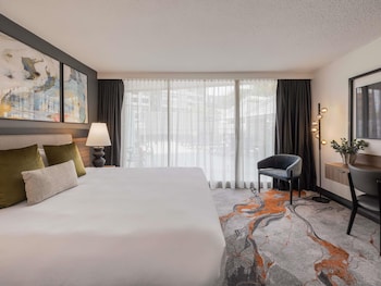 Deluxe Room, Multiple Beds, Terrace