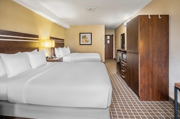 Comfort Care, 2 Queen Beds, Non Smoking
