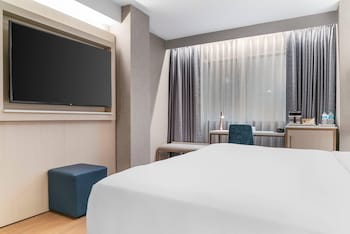 Room, 1 King Bed, Accessible, Non Smoking