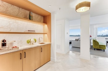 Executive Suite, 1 King Bed