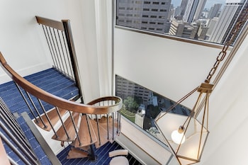 Loft, 1 King Bed (Suite)
