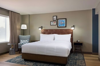 Deluxe Room, 1 King Bed