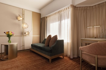 Parkview King Room
