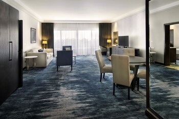 Suite, 1 Bedroom, Balcony including complimentary access to Cobra Water Slide
