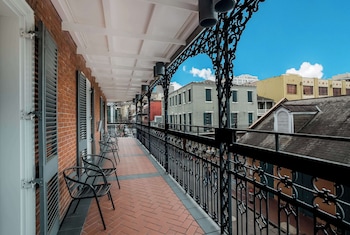 Room, 1 King Bed, Non Smoking, Furnished Balcony (Bourbon Balcony)