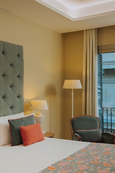 Elegance Room